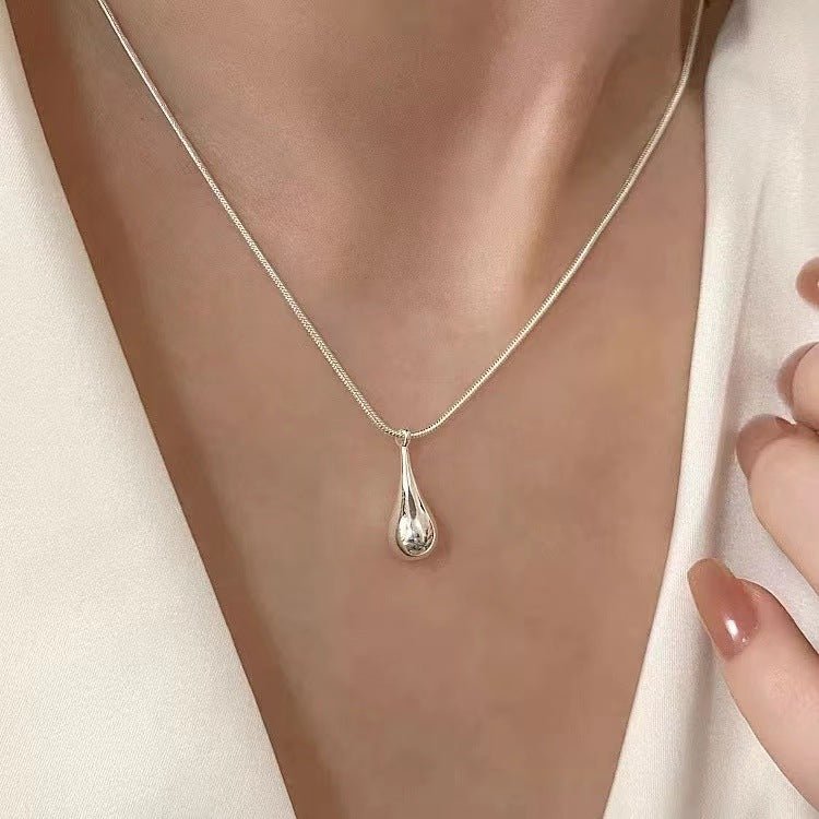 Lifelike Snake-Chain Necklace — Everyday Luxury