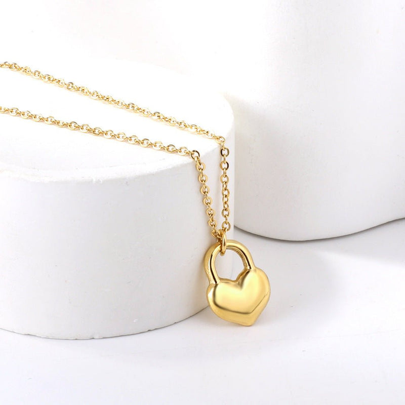 Fashionable Golden Love Heart Stainless Steel Necklace