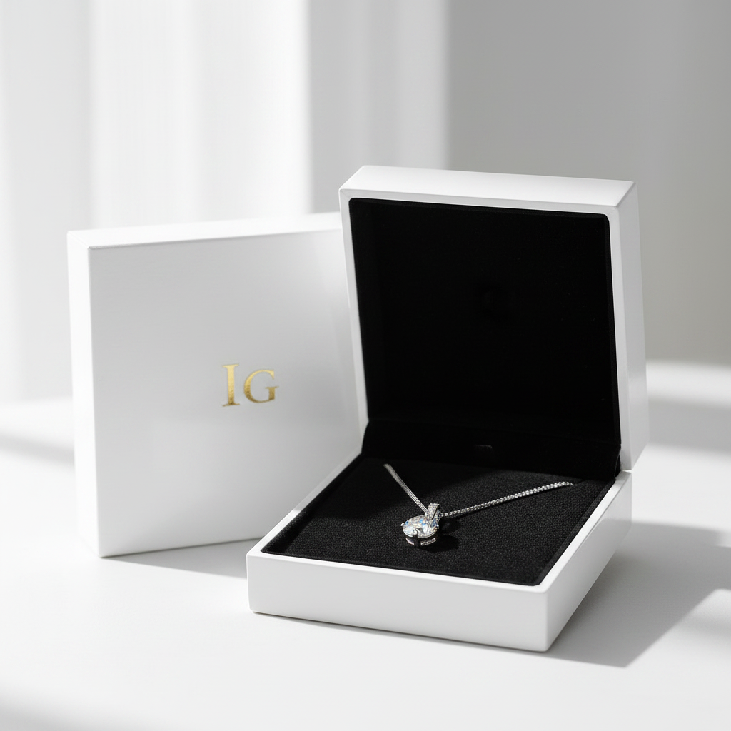 White Glossy Box