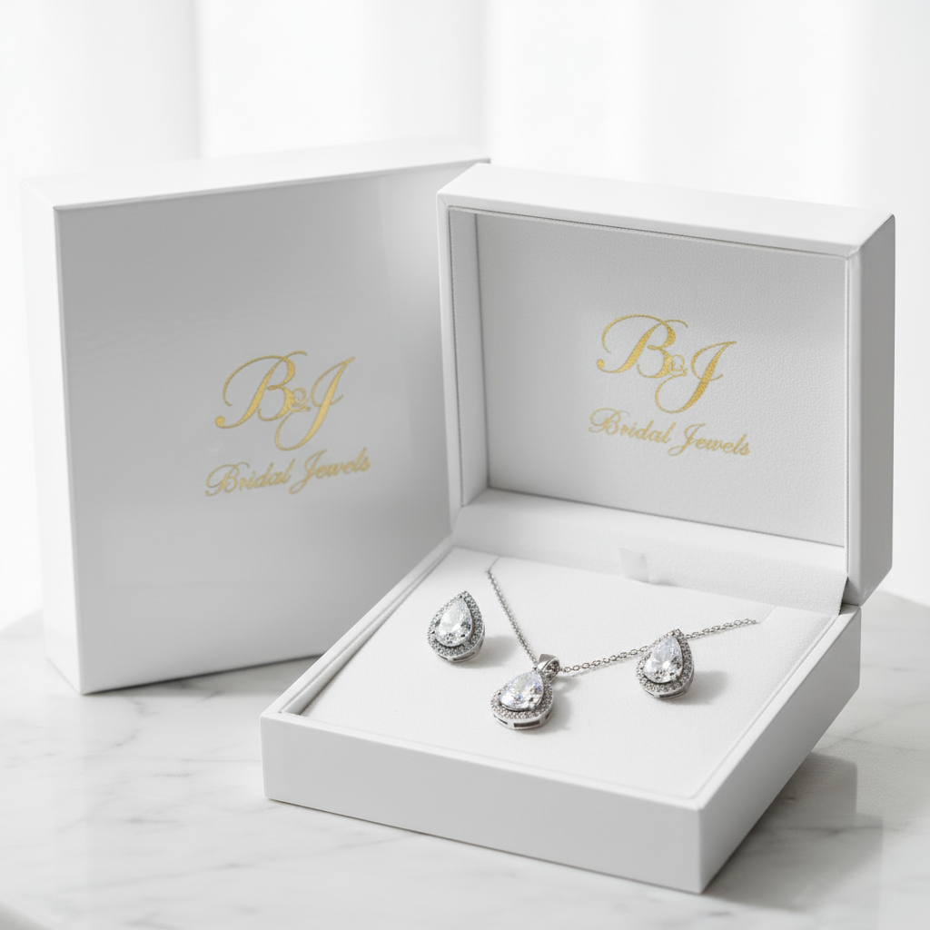 White Glossy Box