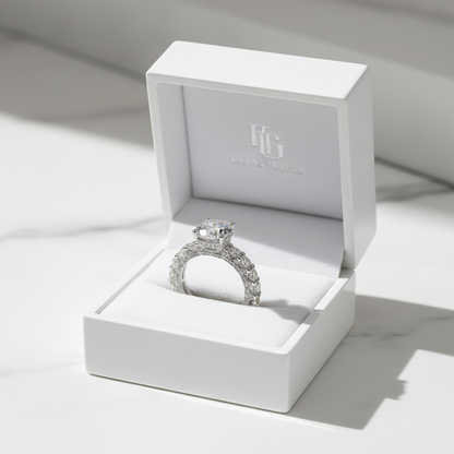 White Glossy Box